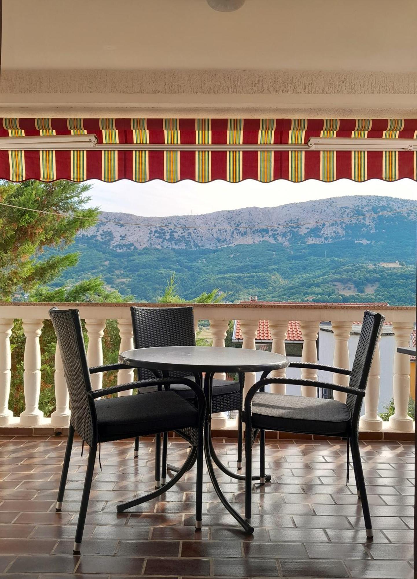 Rooms Biserka Baška Esterno foto